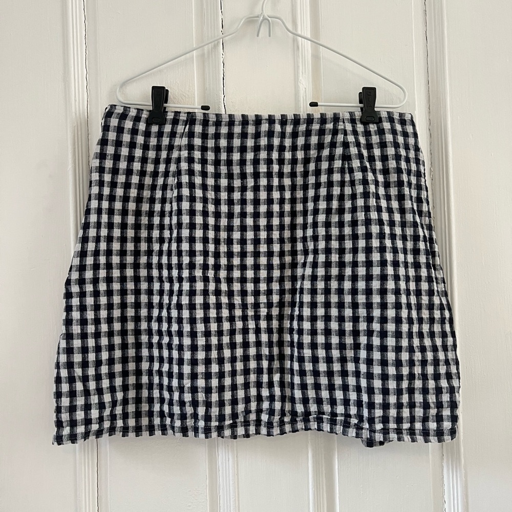 American Eagle Classic Black and White Gingham Skirt
